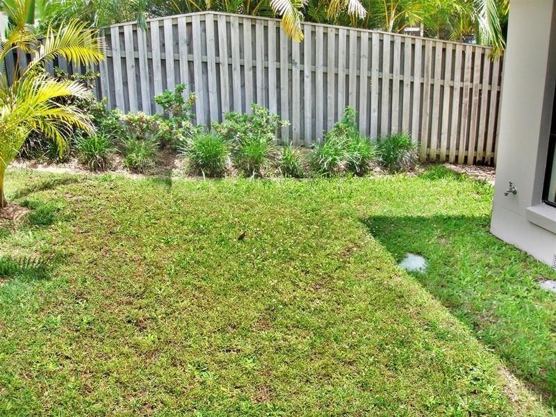 28 Carter Street, Pacific Pines QLD 4211