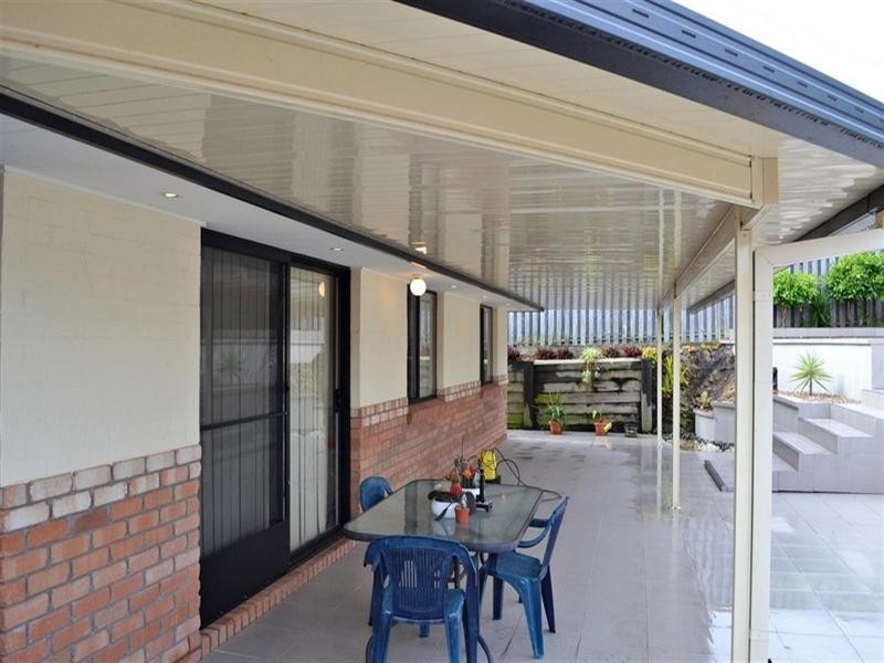 4 Maui Crescent, Oxenford QLD 4210