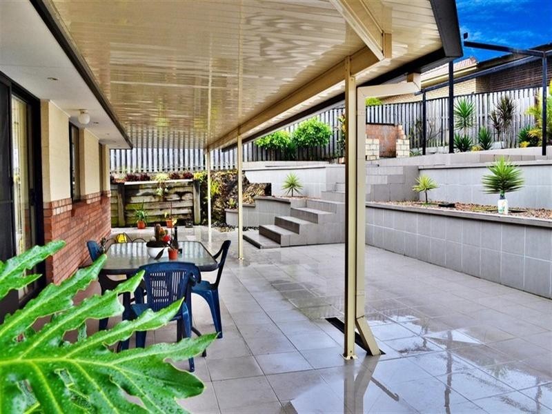 4 Maui Crescent, Oxenford QLD 4210