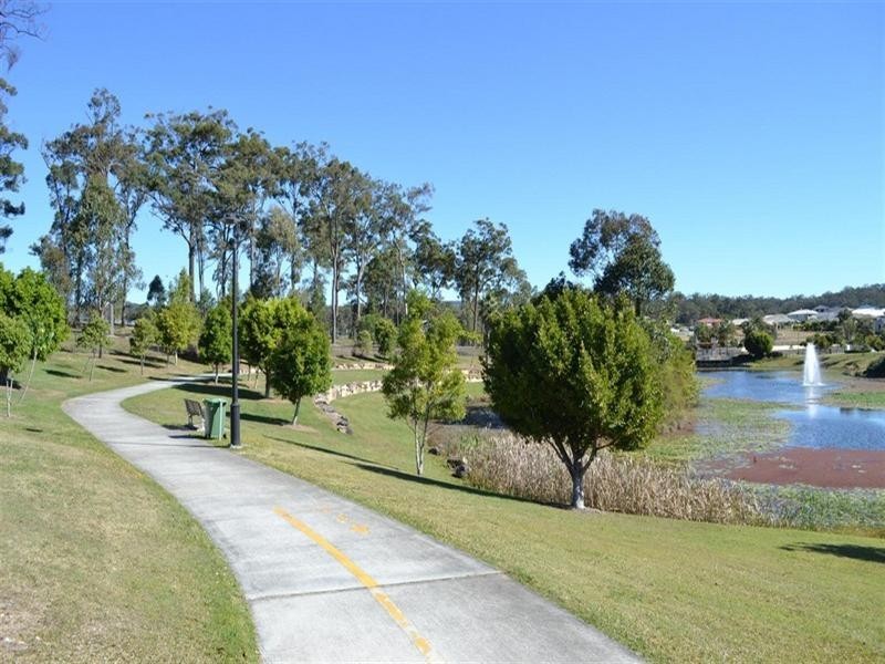 18 Dayflower Street, Upper Coomera QLD 4209