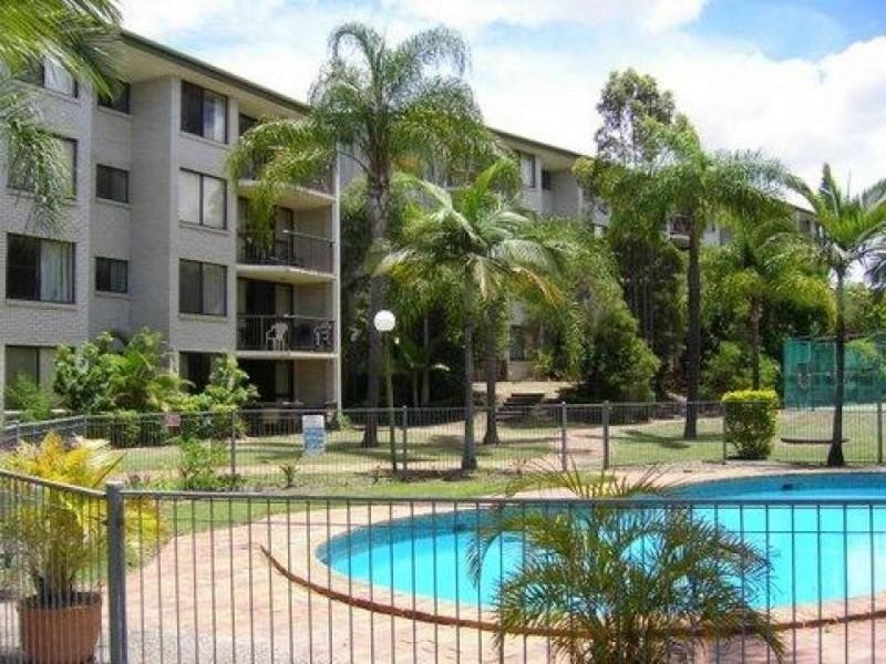 17/40 murev Way, Carrara QLD 4211