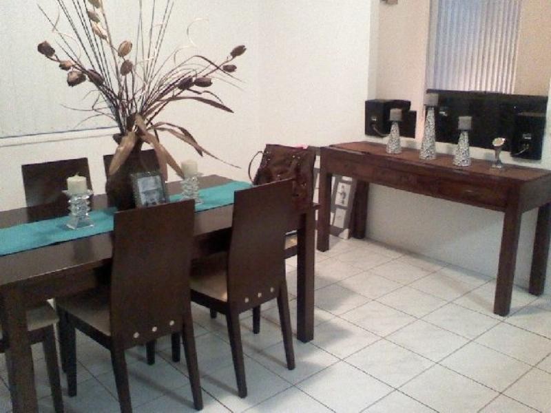 10 Belmont Drive, Varsity Lakes QLD 4227