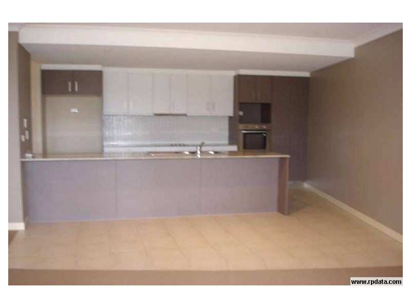 10/10 Valbonne Avenue, Varsity Lakes QLD 4227