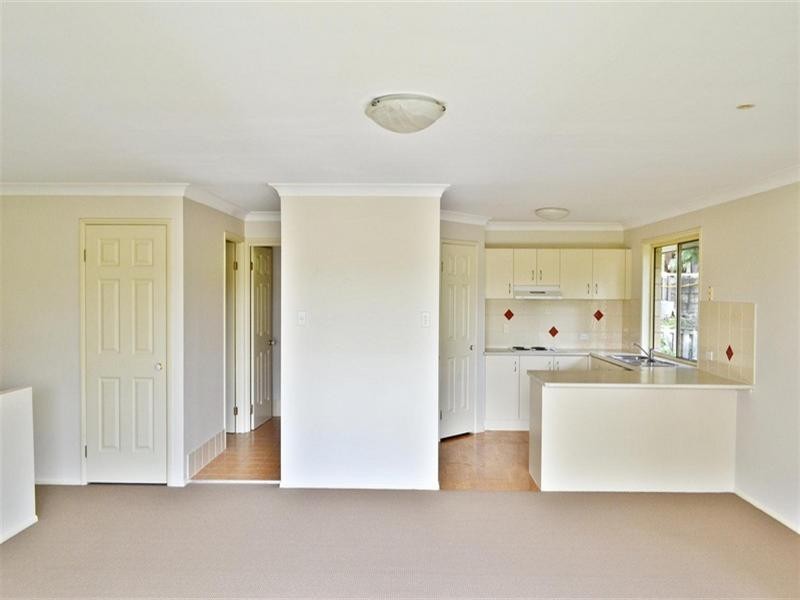 13 Tuvalu Street, Pacific Pines QLD 4211