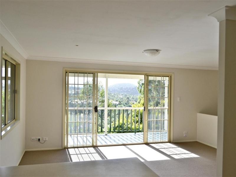 13 Tuvalu Street, Pacific Pines QLD 4211