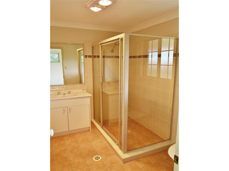 13 Tuvalu Street, Pacific Pines QLD 4211