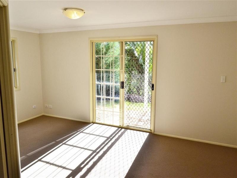 13 Tuvalu Street, Pacific Pines QLD 4211