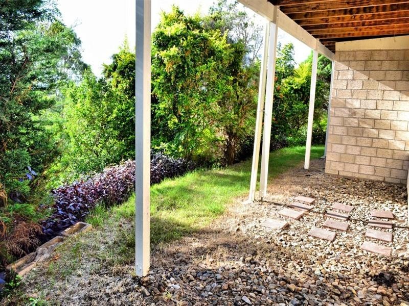 13 Tuvalu Street, Pacific Pines QLD 4211