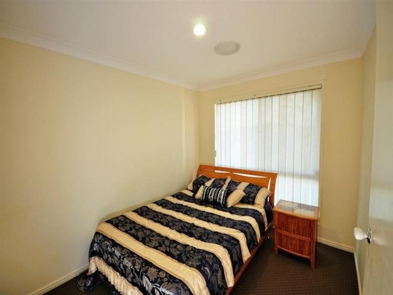 3 Allardyce Crescent, Pacific Pines QLD 4211