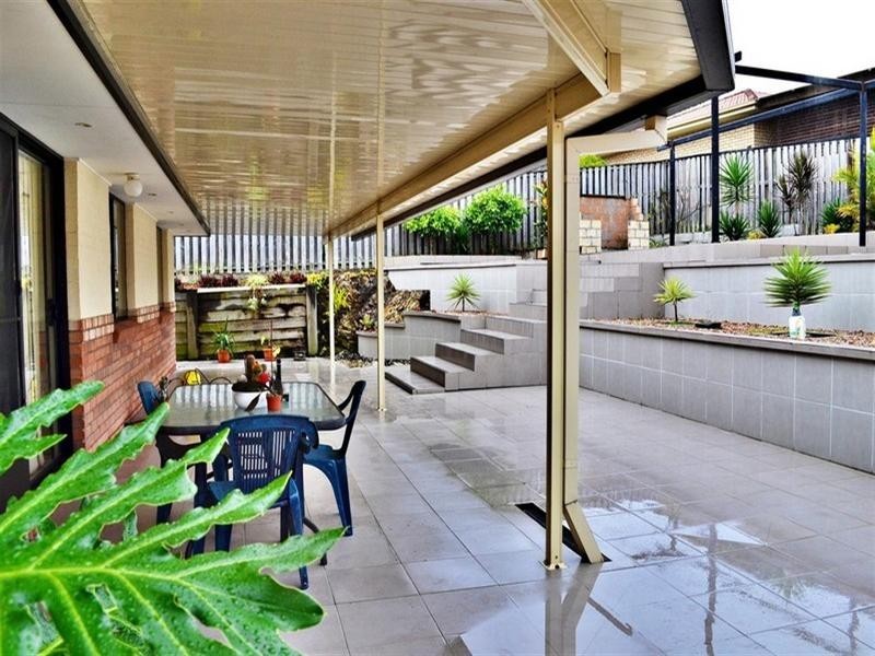 4 Maui Crescent, Oxenford QLD 4210