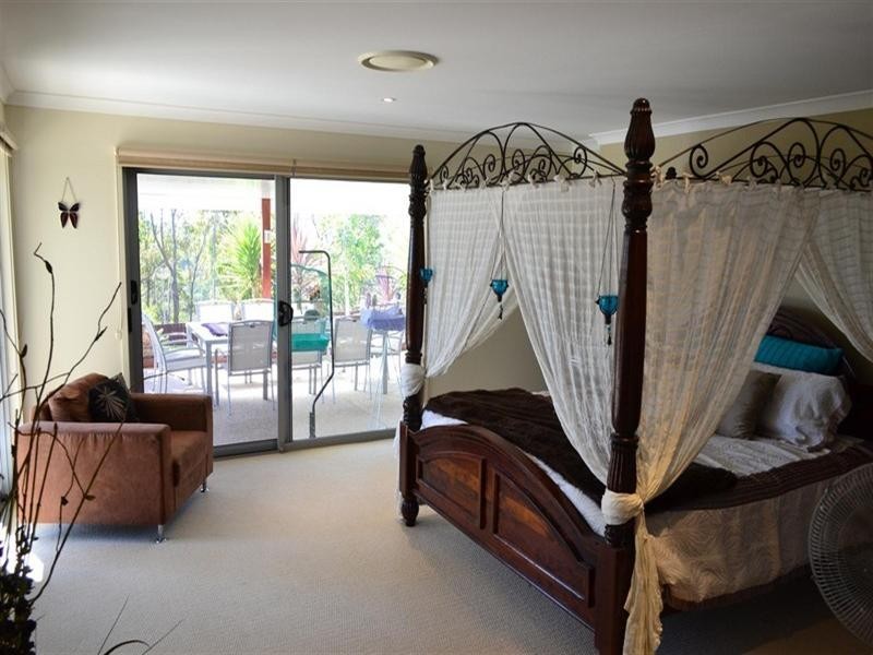 Pacific Pines QLD 4211