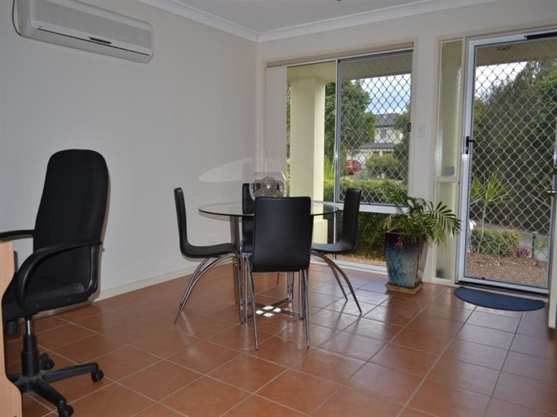 56/74 Universal Street, Pacific Pines QLD 4211