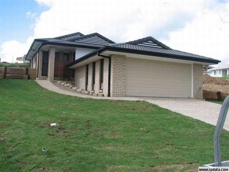 47 Barradeen Circuit, Pacific Pines QLD 4211