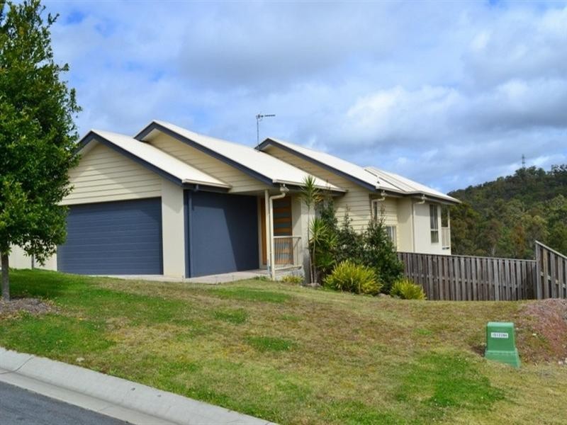 12 Chesterton Street, Pacific Pines QLD 4211