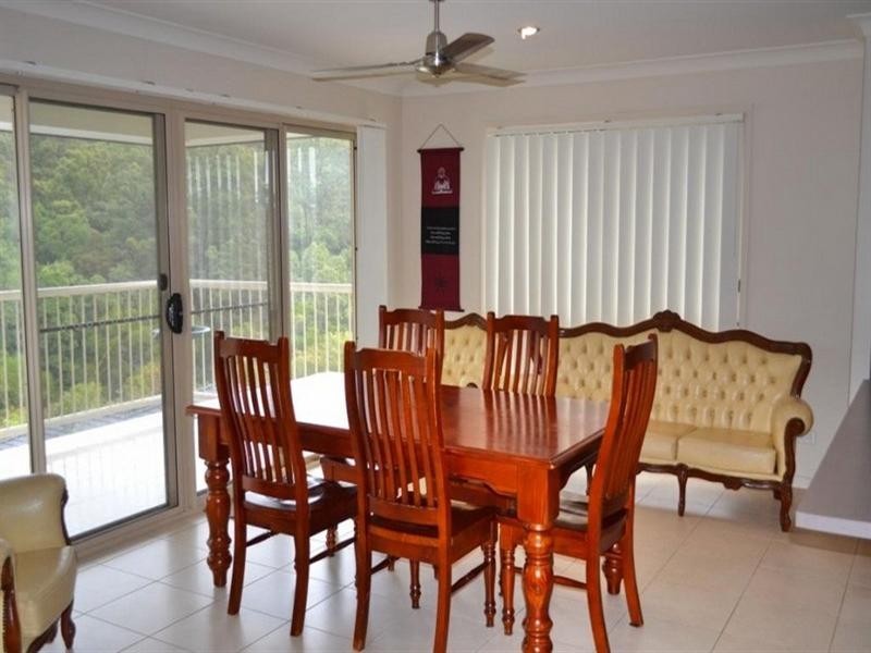 12 Chesterton Street, Pacific Pines QLD 4211