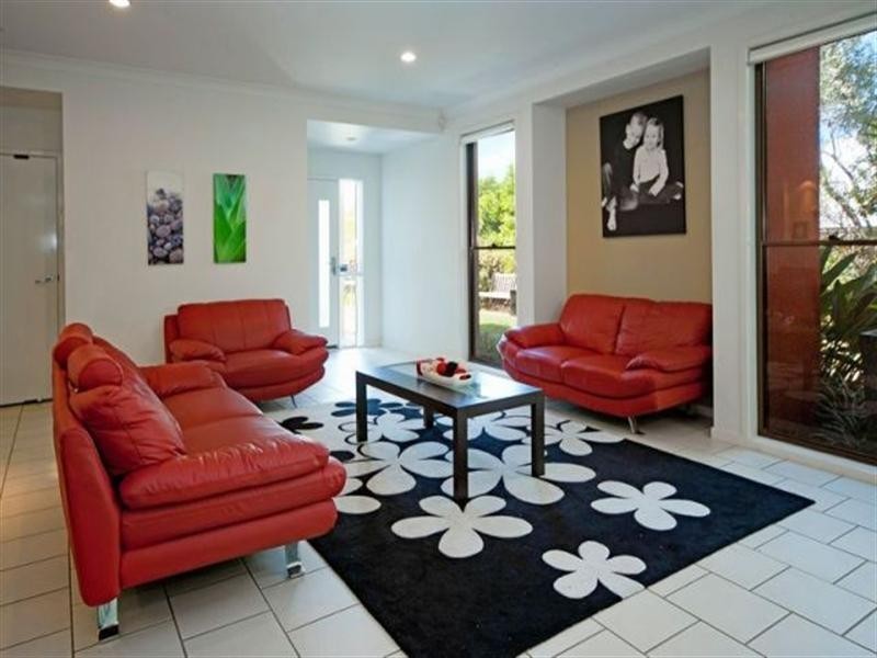 35 Mellum Circuit, Pacific Pines QLD 4211