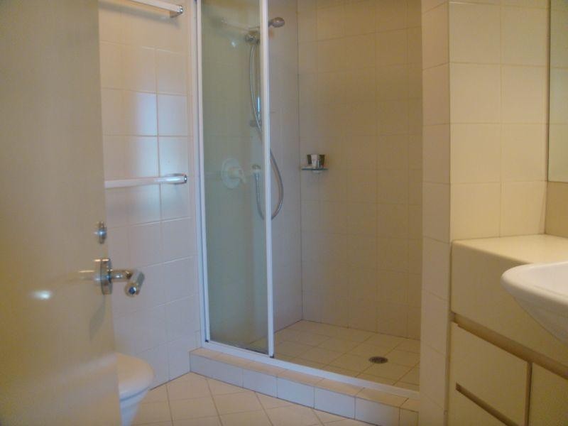 C4-3/75 Brighton Parade, Southport QLD 4215