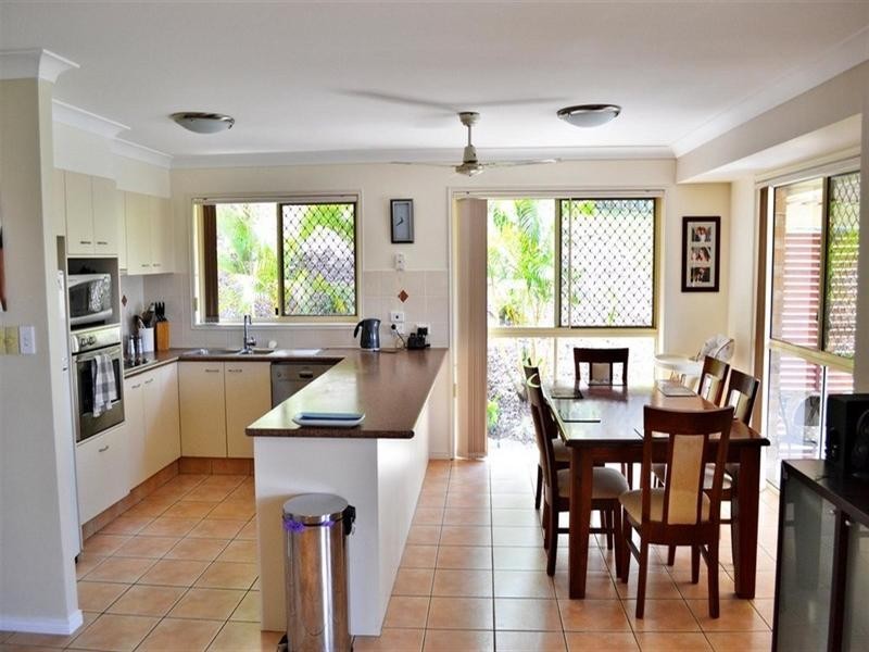 21 Moorea Court, Pacific Pines QLD 4211
