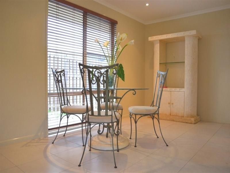 Pacific Pines QLD 4211