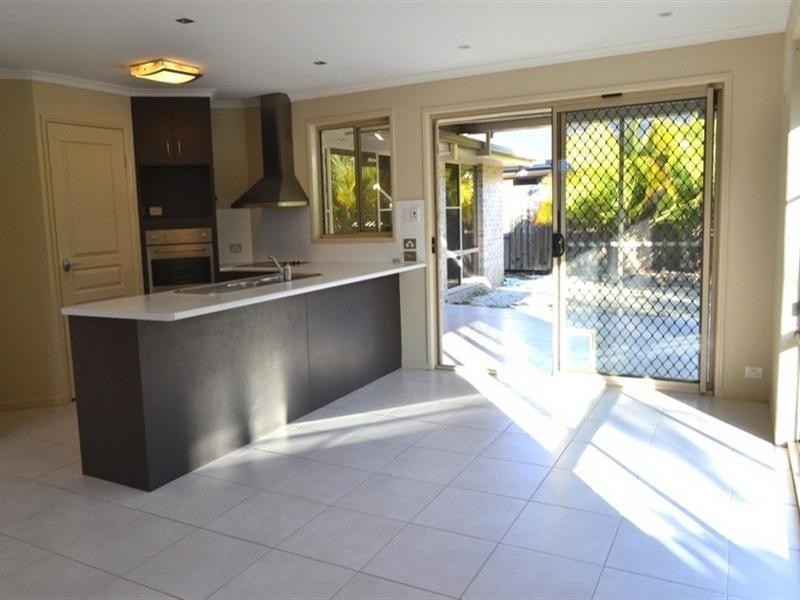 Pacific Pines QLD 4211