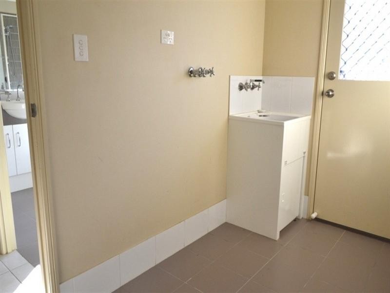 Pacific Pines QLD 4211