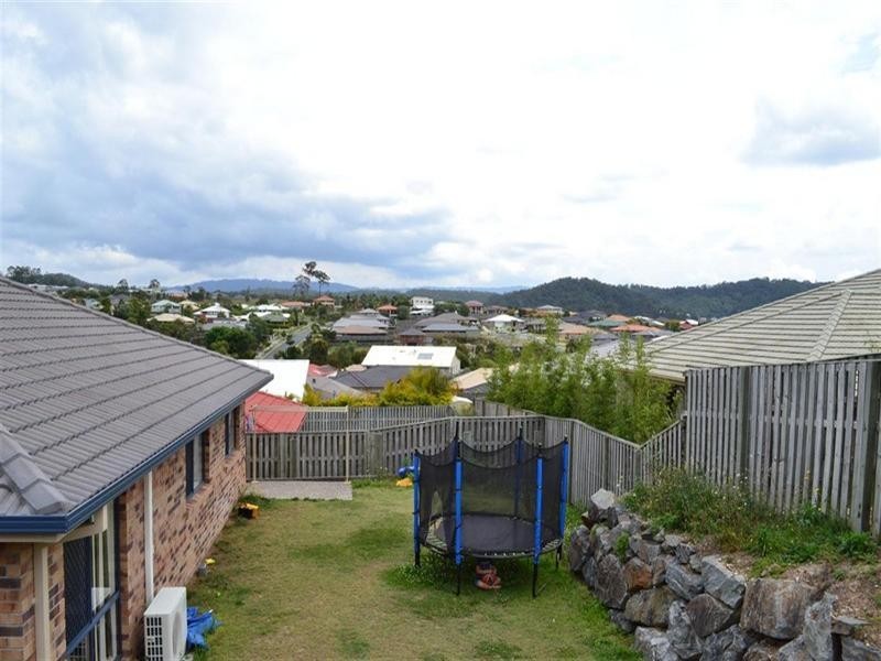 10 Ainsworth Street, Pacific Pines QLD 4211