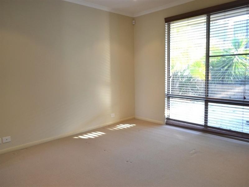 44 Codrington Circuit, Pacific Pines QLD 4211