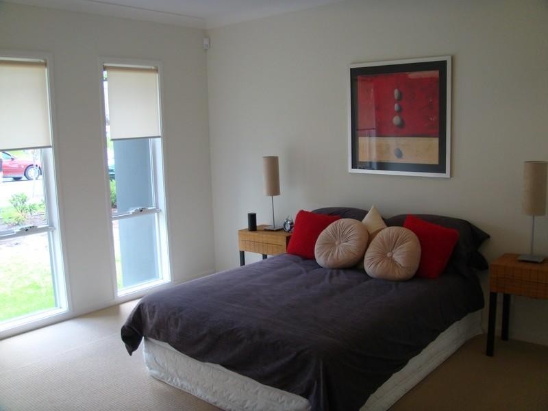 6 Twynam Mews, Pacific Pines QLD 4211