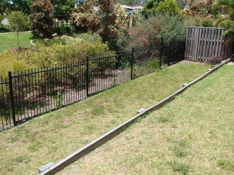 6 Twynam Mews, Pacific Pines QLD 4211