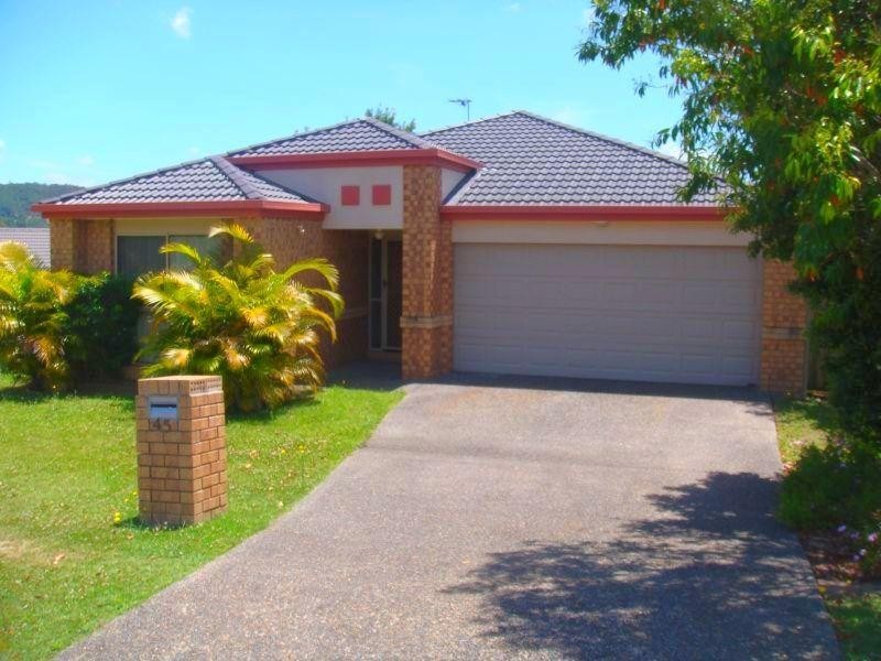 45 Feathertop Crescent, Pacific Pines QLD 4211