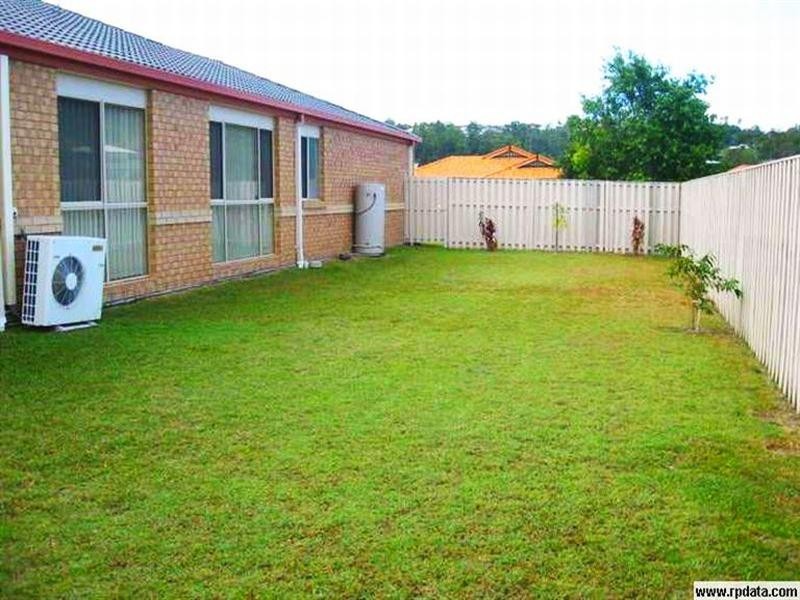 45 Feathertop Crescent, Pacific Pines QLD 4211