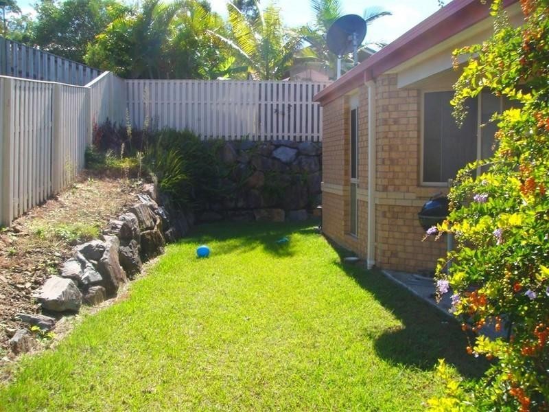 45 Feathertop Crescent, Pacific Pines QLD 4211