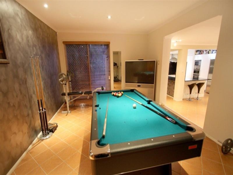 Pacific Pines QLD 4211