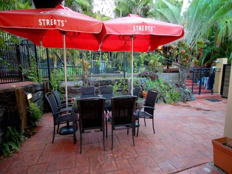 Pacific Pines QLD 4211