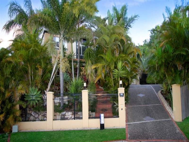 Pacific Pines QLD 4211