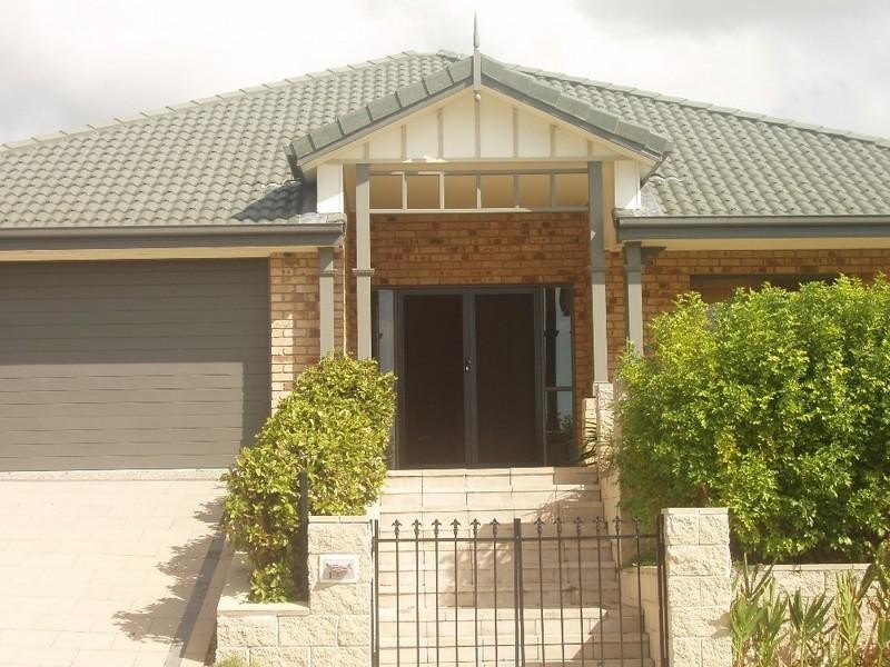 1 Mellum Court, Pacific Pines QLD 4211