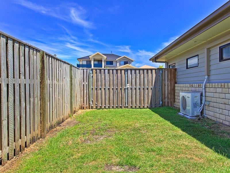 9 Willunga Street, Pacific Pines QLD 4211