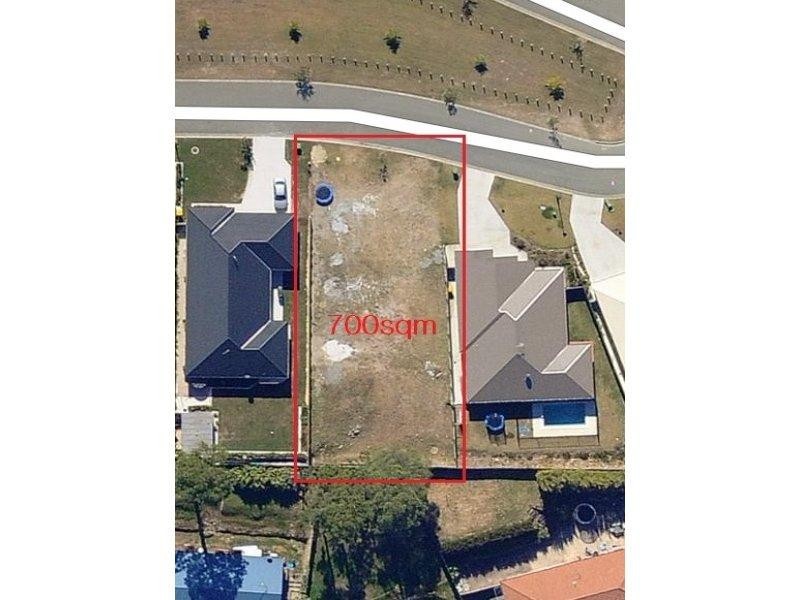 15 Flame Trees Crescent, Maudsland QLD 4210