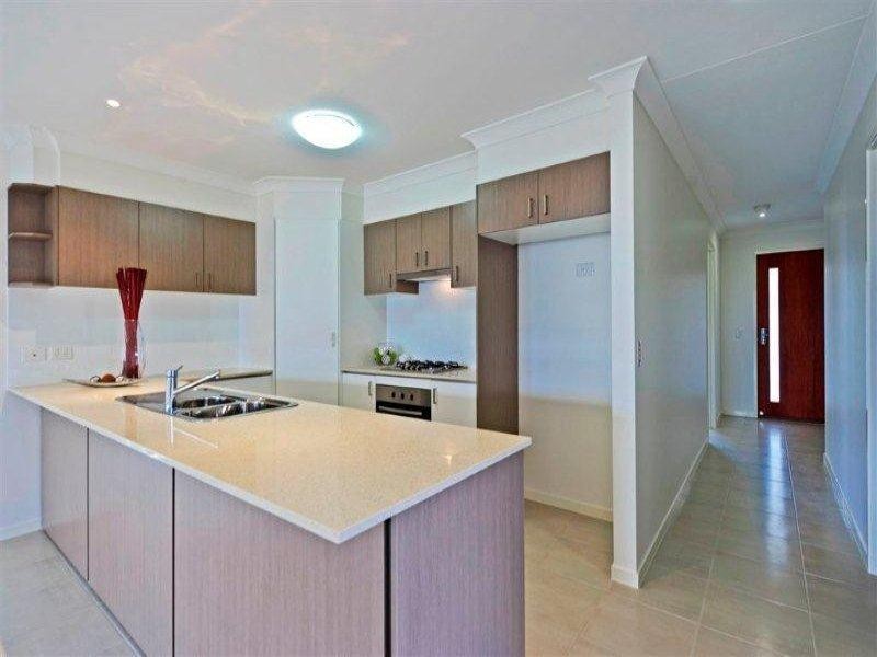 L Springwood Avenue, Pacific Pines QLD 4211