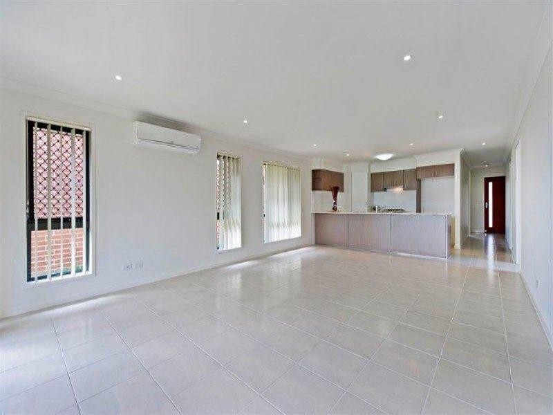 L Springwood Avenue, Pacific Pines QLD 4211