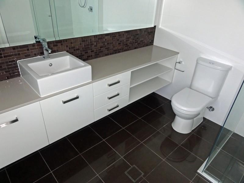 Pacific Pines QLD 4211