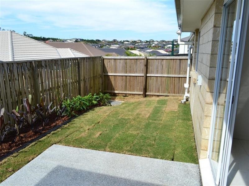 1/20 Aldgate Crescent, Pacific Pines QLD 4211