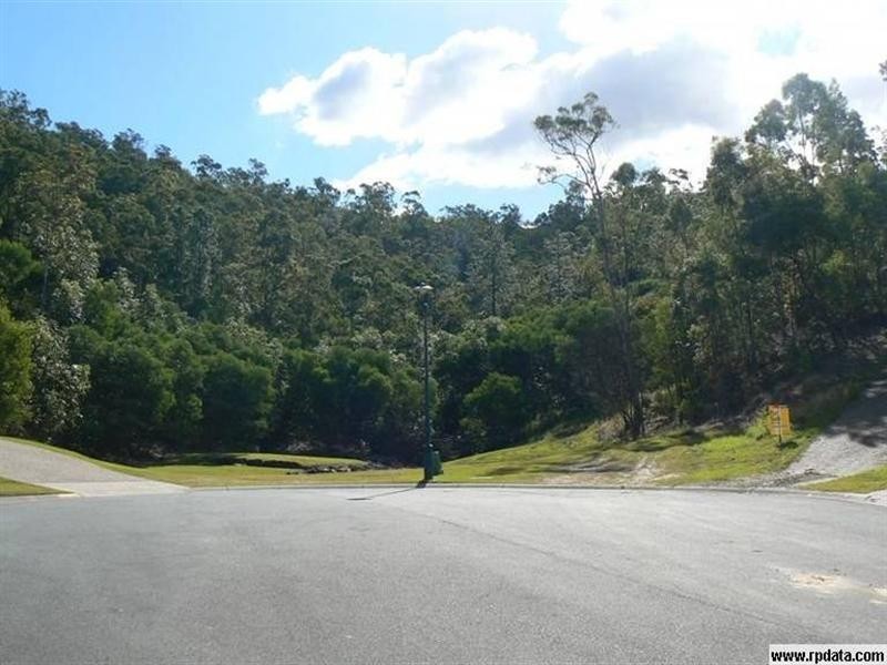 29 Matzia Avenue, Pacific Pines QLD 4211