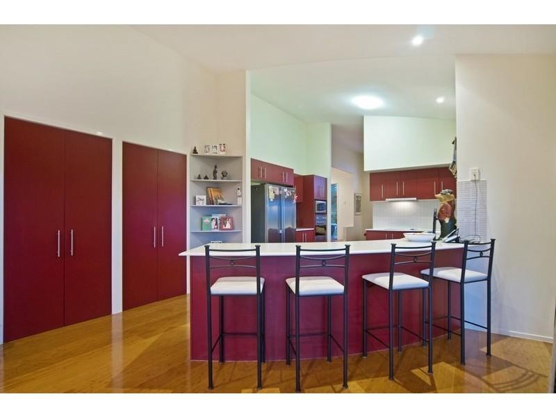 34 272, Coombabah QLD 4216