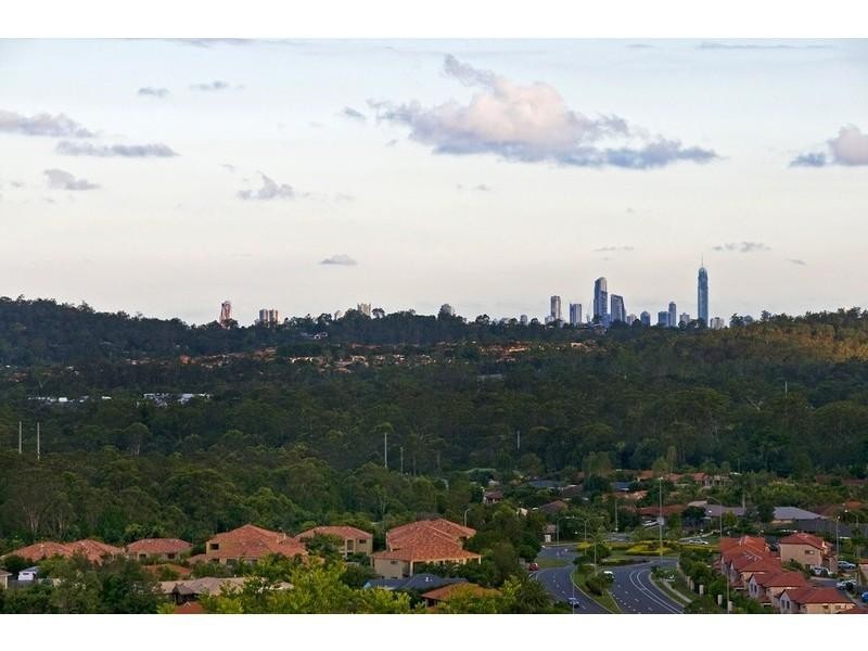 34 272, Coombabah QLD 4216