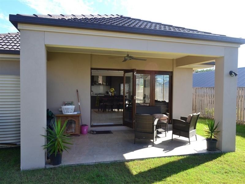 Pacific Pines QLD 4211