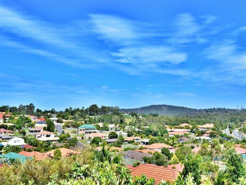 23 Midway Terrace, Pacific Pines QLD 4211