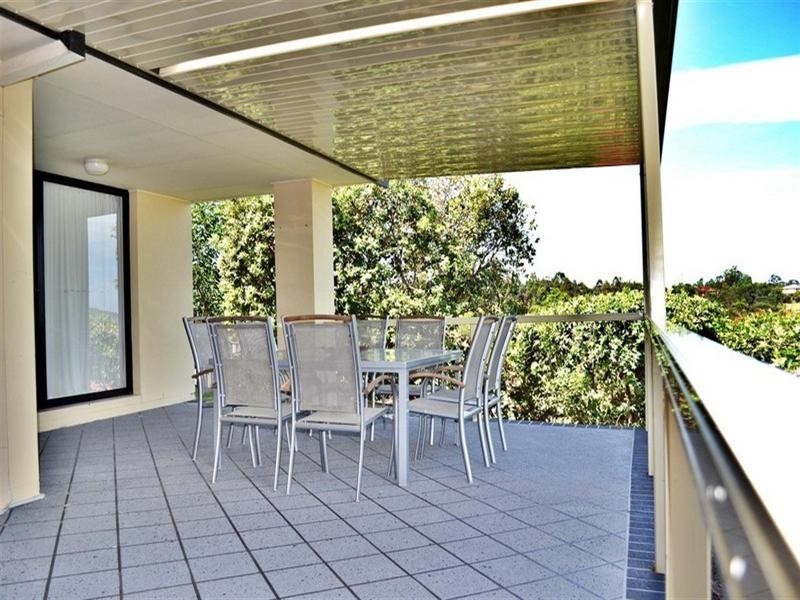 23 Midway Terrace, Pacific Pines QLD 4211