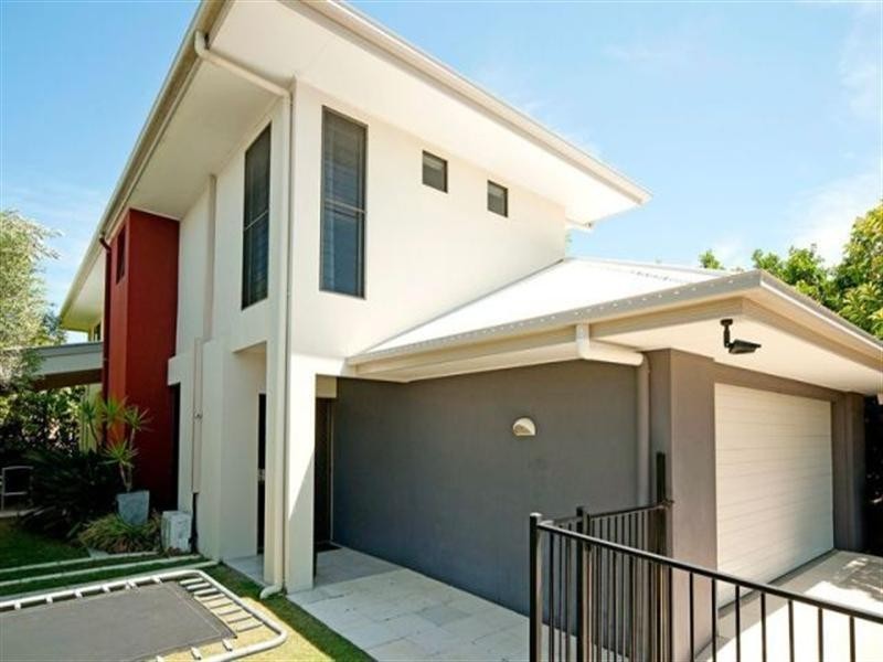 35 Mellum Circuit, Pacific Pines QLD 4211