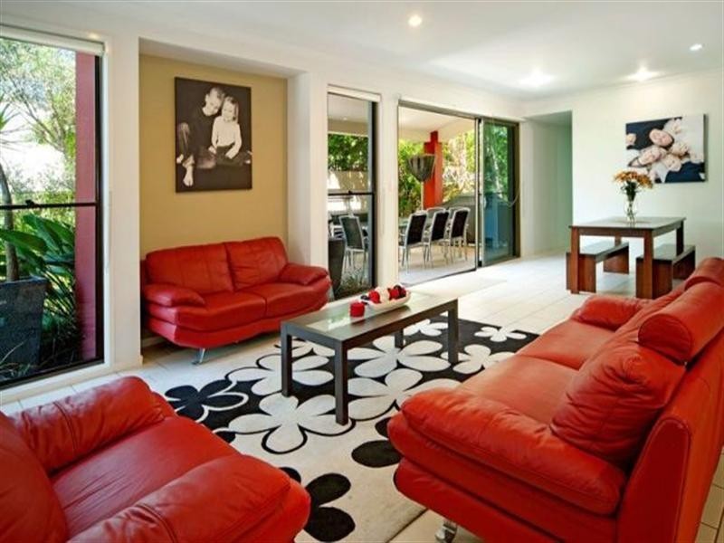 35 Mellum Circuit, Pacific Pines QLD 4211